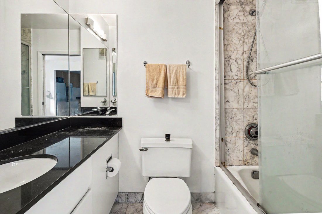 Condo in New York, New York, United States 4 - 18271727