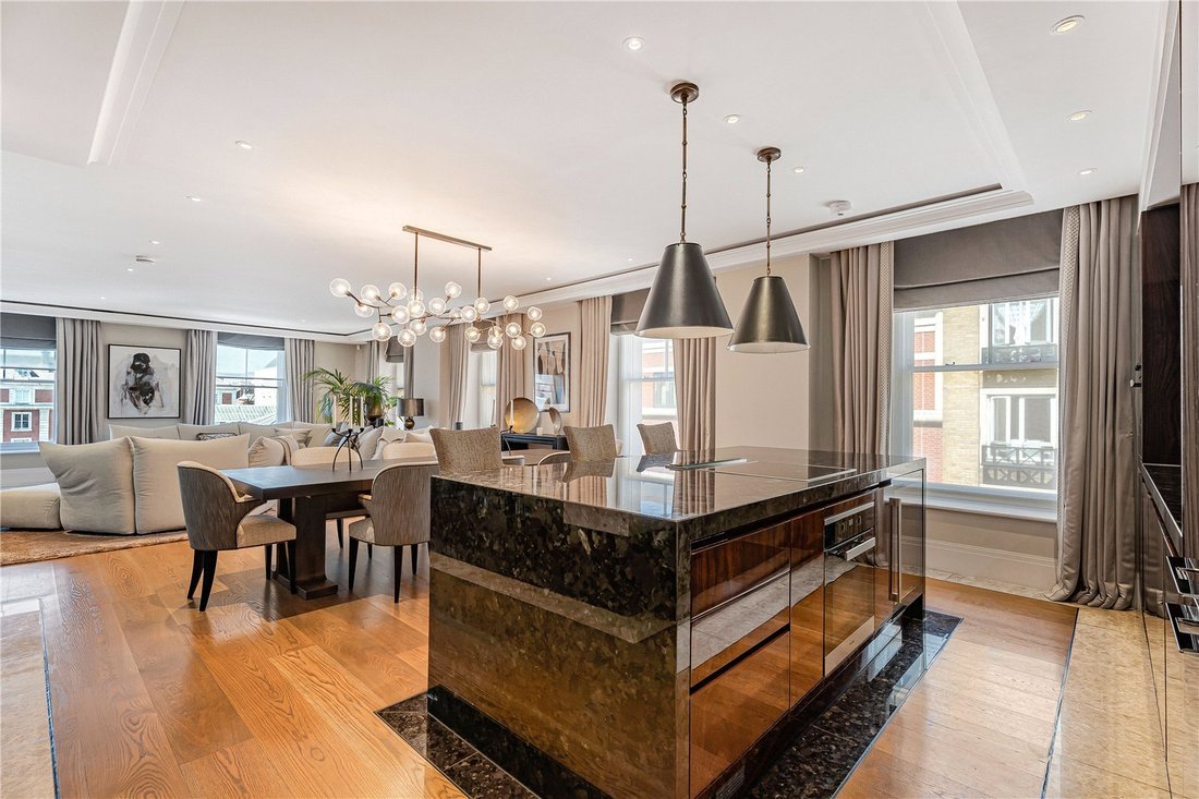 Apartment in Covent Garden, Westminster, England 5 - 18270247