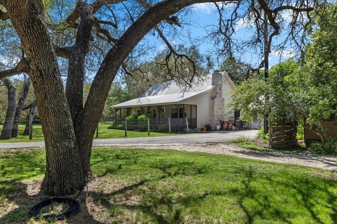 House in Dripping Springs, Texas, United States 2 - 17420687