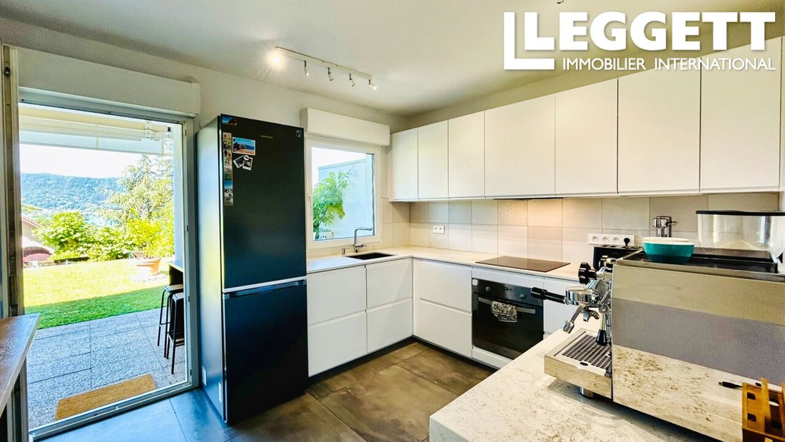 Apartment in Veyrier-du-Lac, Auvergne-Rhône-Alpes, France 5 - 18275347