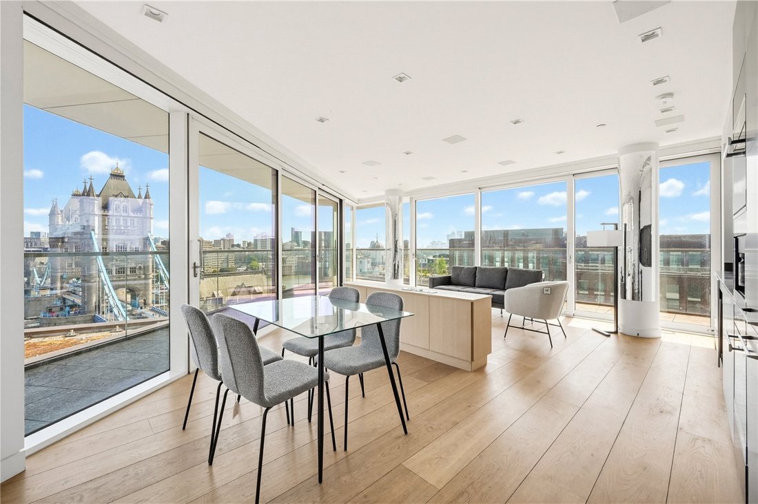 Apartment in Borough, Southwark, England 1 - 18273190