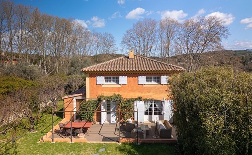 House in Exterieurs, Cabriès, France 1
