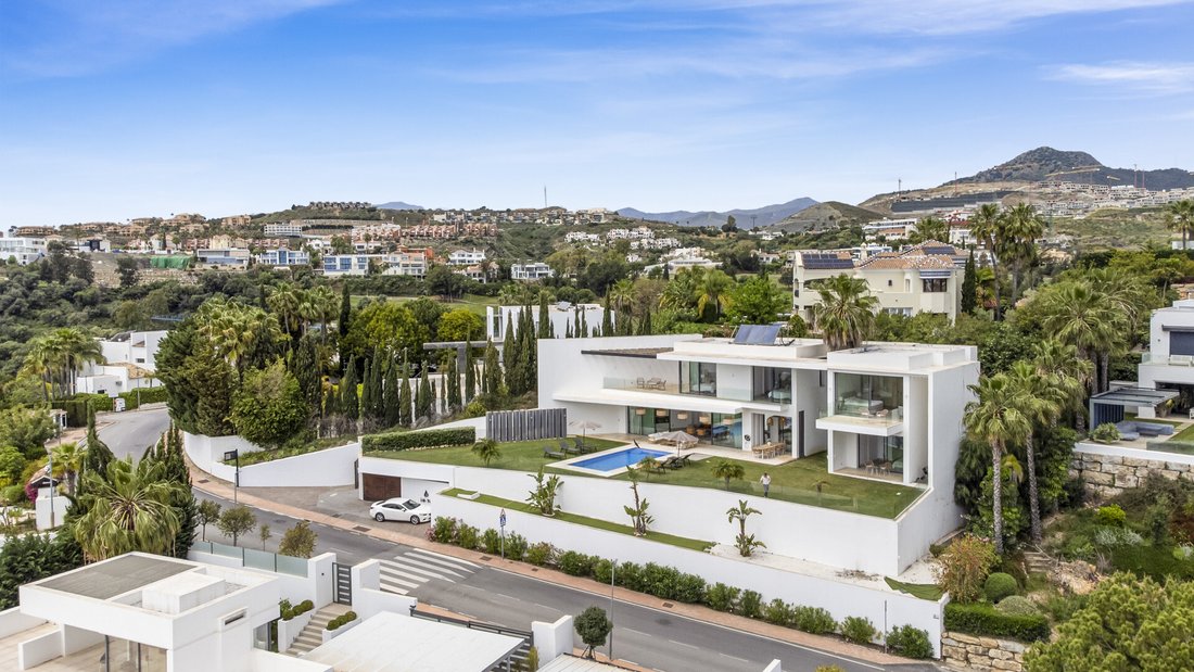 Villa in Benahavis, Andalusia, Spain 1 - 18270407