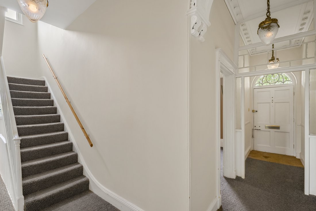 House in Pittville, Cheltenham, England 4 - 18270270