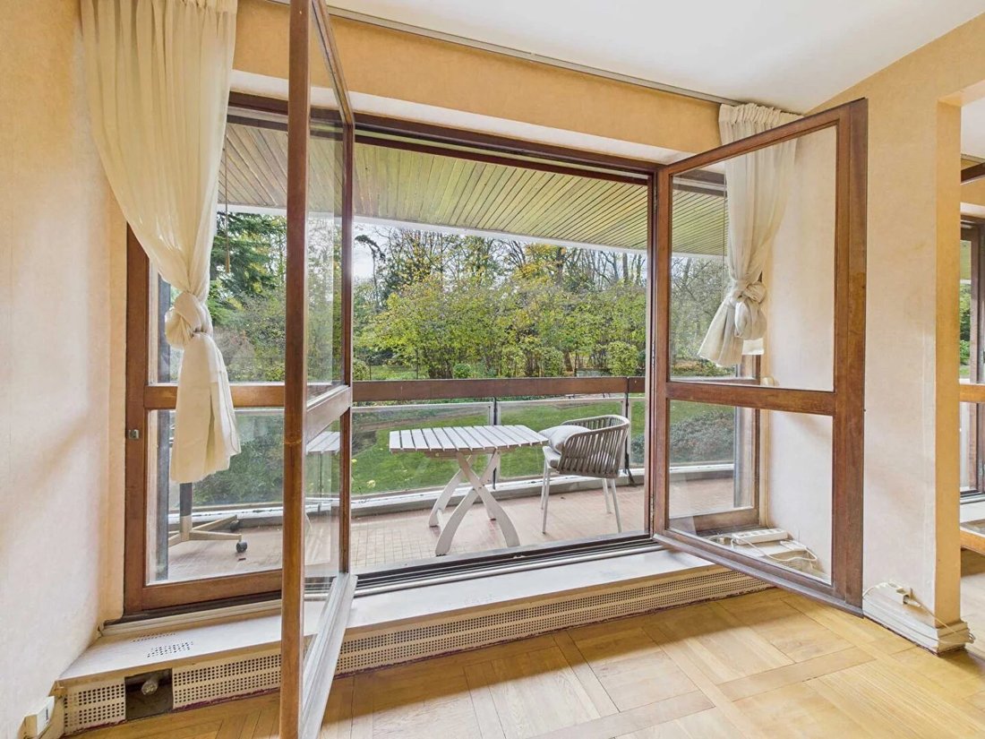 Apartment in Saint-Cloud, Ile-de-France, France 2 - 18270122
