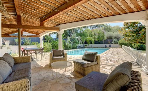 Villa à Mougins, Provence-Alpes-Côte d'Azur, France 1