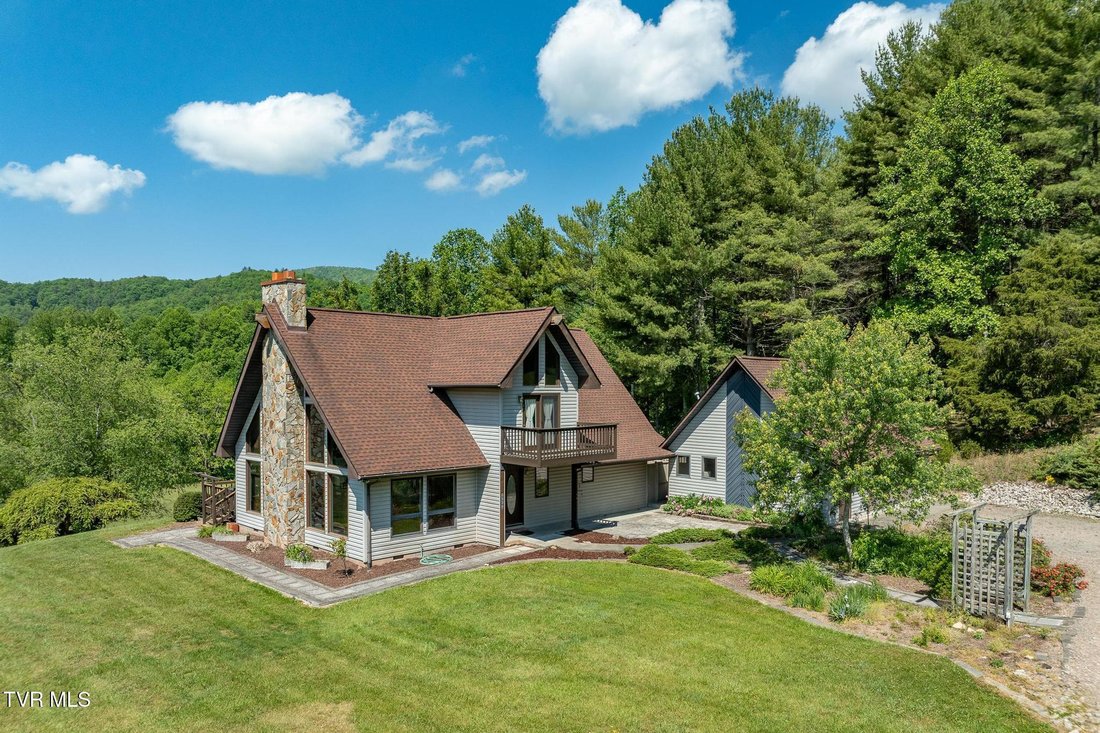 House in Mountain City, Tennessee, United States 3 - 18273778
