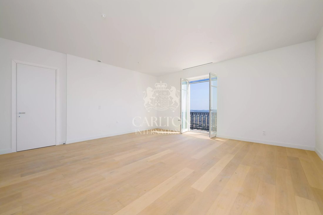 Apartment in Grasse, Provence-Alpes-Côte d'Azur, France 3 - 16711155