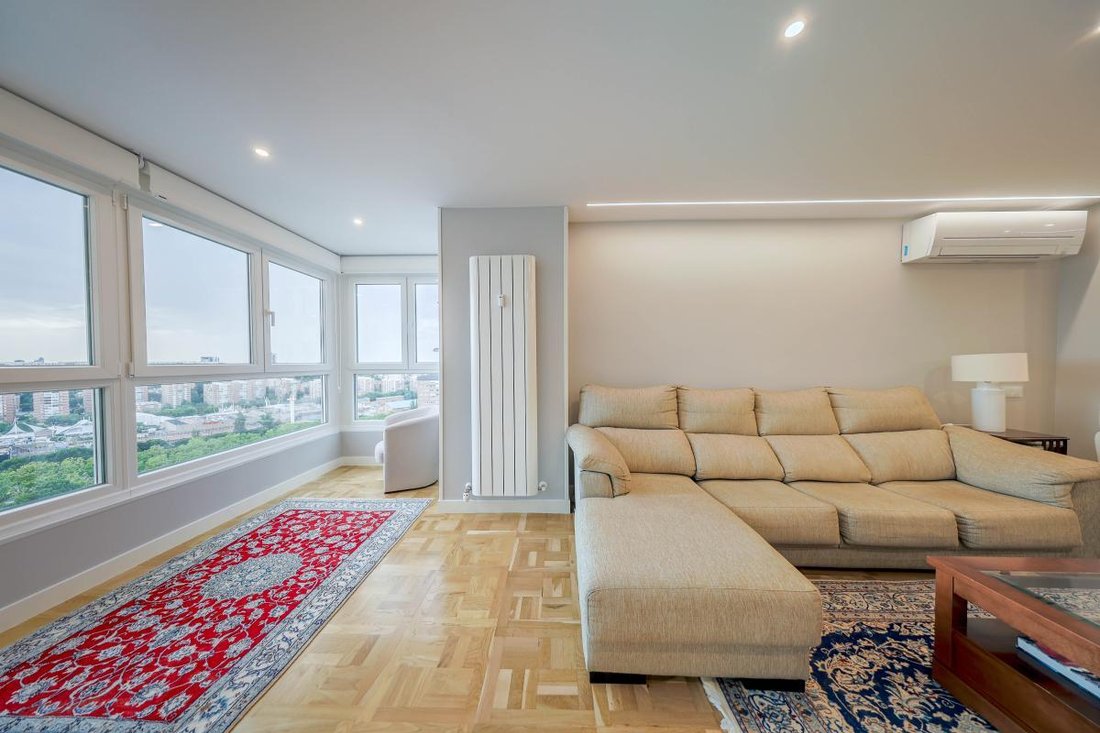 Apartment in Fuencarral-El Pardo, Madrid, Spain 5 - 18272019