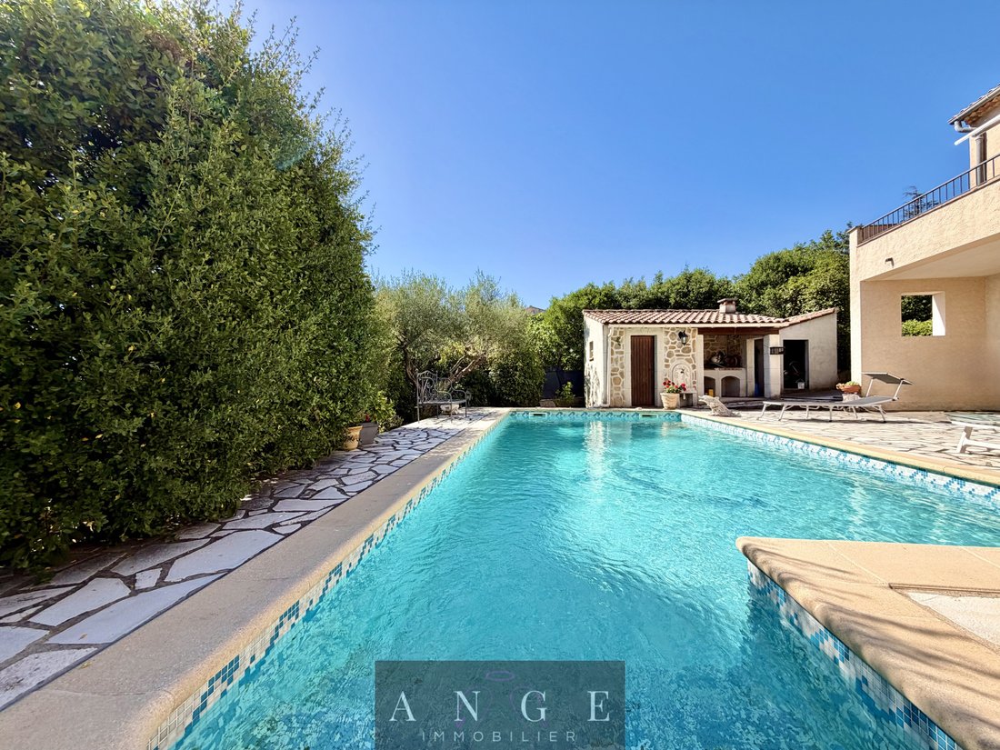 Villa in Solliès-Ville, Provence-Alpes-Côte d'Azur, France 3 - 18273952
