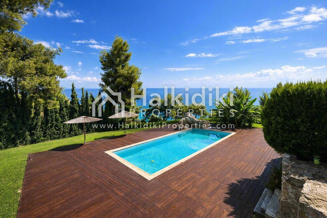 Villa in Kassandra, Macedonia and Thrace, Greece 1 - 11865062