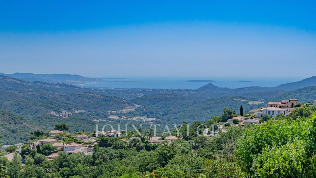 House in Les Adrets-de-l'Estérel, Provence-Alpes-Côte d'Azur, France 3 - 18272065
