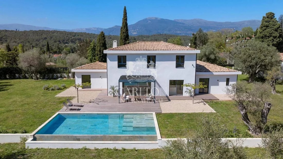 Villa in Nord, Roquefort-les-Pins, France 3 - 17660468