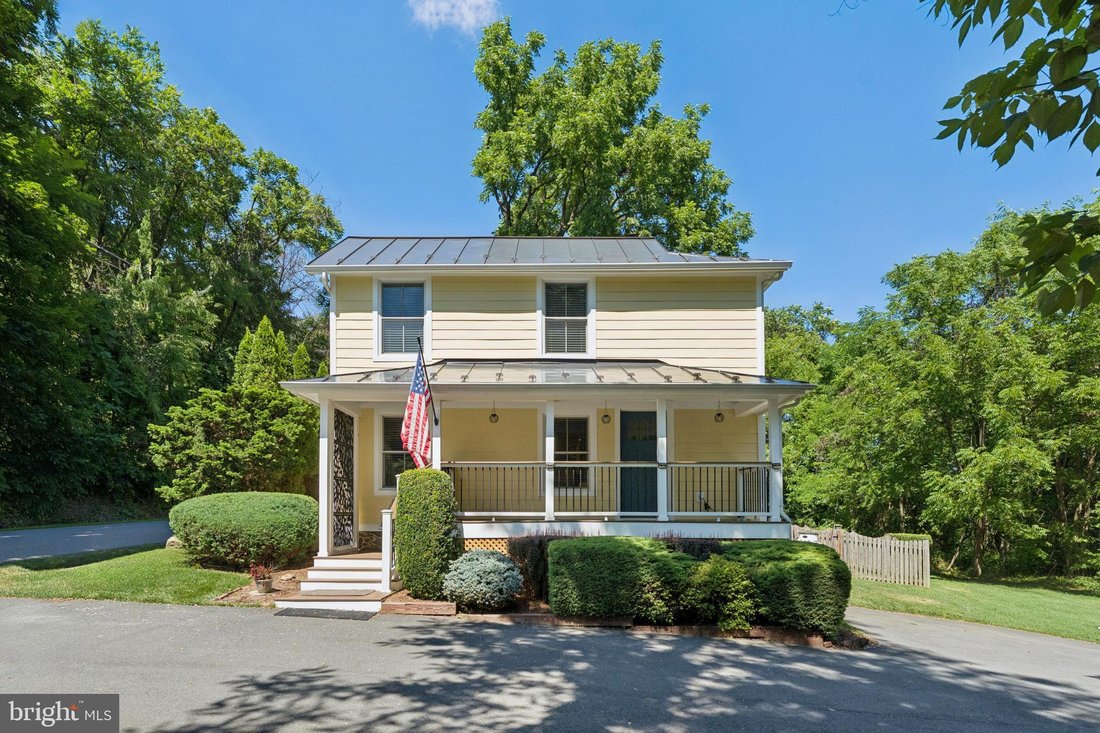 Bluemont, Virginia, United States 1 - 18054431