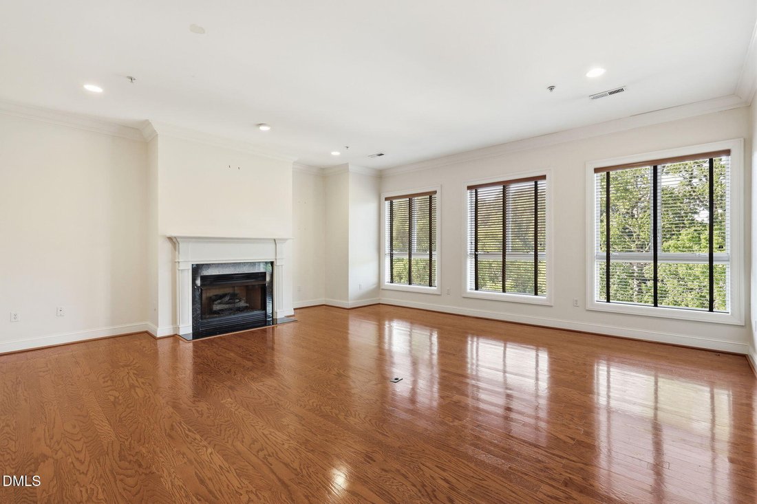Condominio a Raleigh, Carolina del Nord, Stati Uniti 4 - 18270457