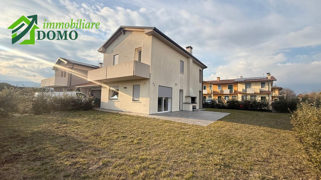 Maison à Marano Vicentino, Vénétie, Italie 1 - 17377510