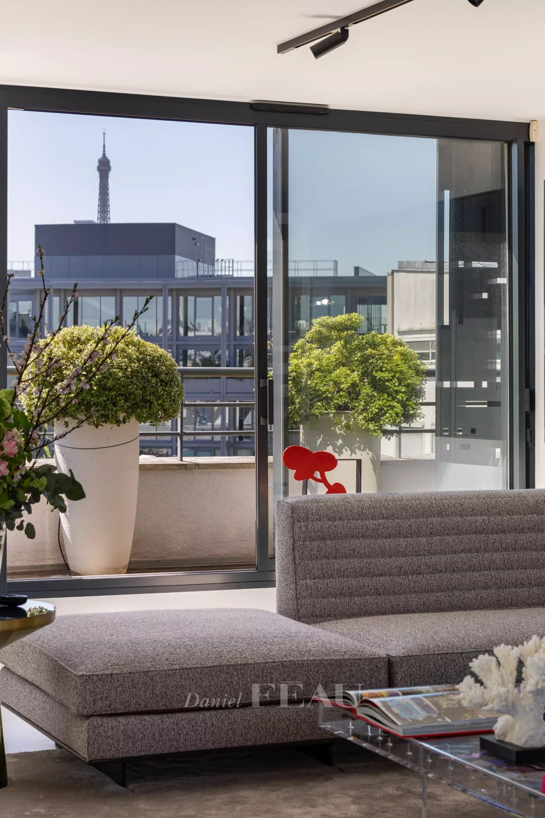 Apartment in Elysées-Madeleine, Paris 8e Arrondissement, Paris 5 - 17397906