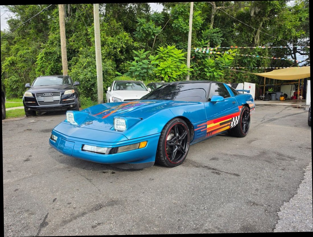 Coupe in Kissimmee, FL, United States 2 - 18275846