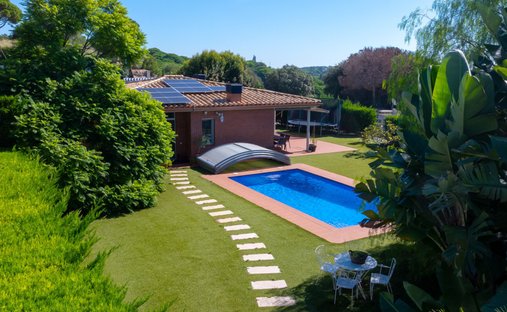Maison à Sant Vicenç de Montalt, Catalogne, Espagne 1