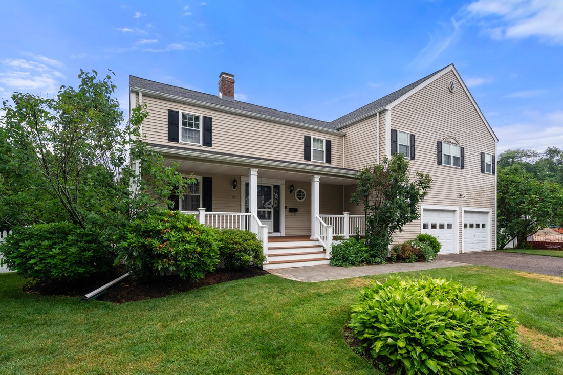 House in Needham, Massachusetts, United States 2 - 18271587