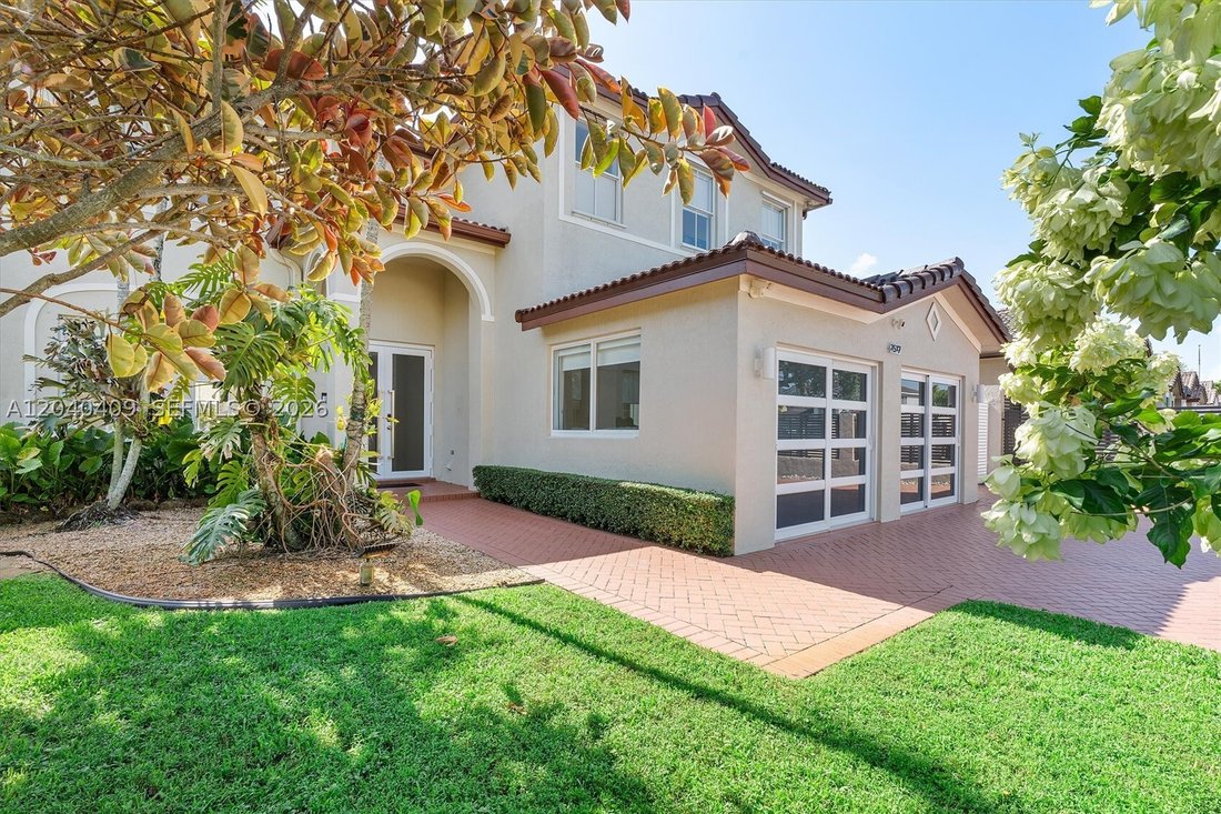 House in Miami, Florida, United States 4 - 18230054