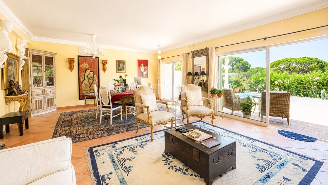 Villa in Quarteira, Algarve, Portugal 2 - 18252629