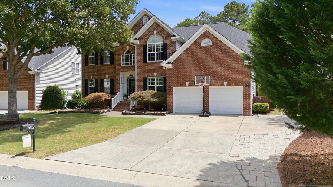 Casa a Chapel Hill, Carolina del Nord, Stati Uniti 1 - 18274718