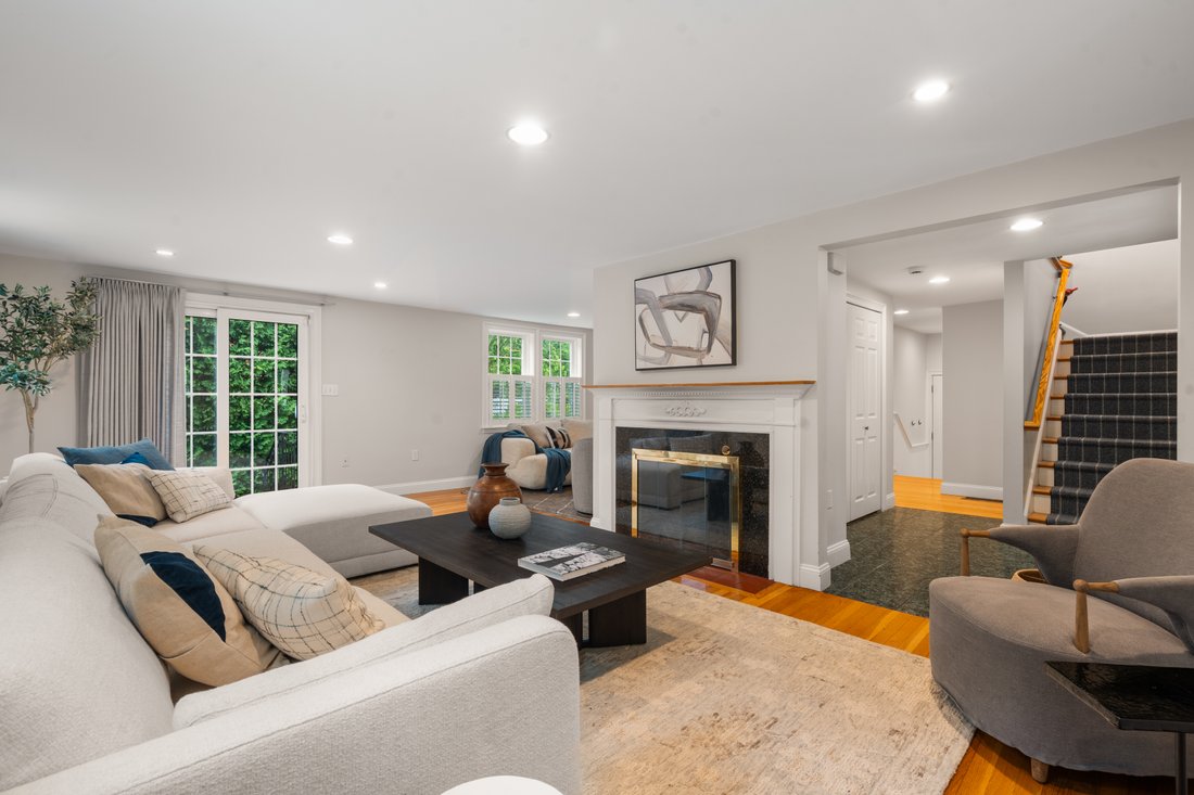 House in Needham, Massachusetts, United States 4 - 18271587