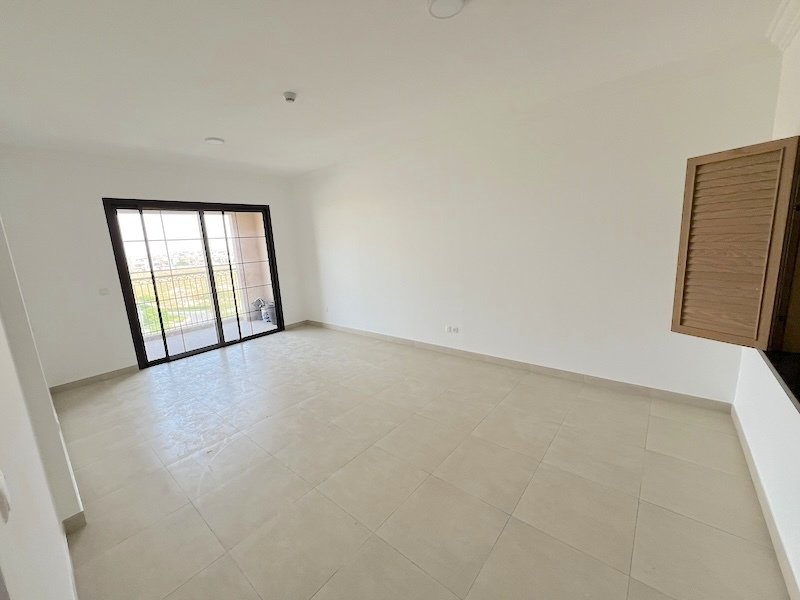 Apartment in Muhaisnah, Dubai, United Arab Emirates 4 - 18270251