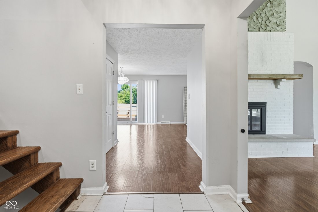 House in Avon, Indiana, United States 5 - 18270761