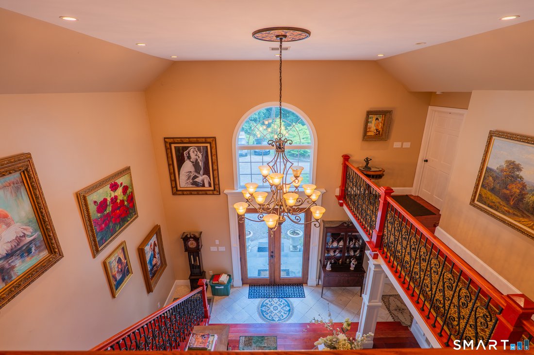 House in Newtown, Connecticut, United States 3 - 18270782