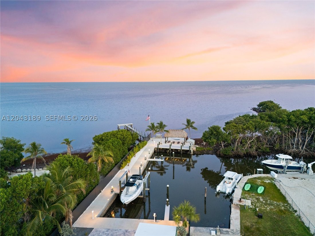 House in Key Colony Beach, Florida, United States 3 - 18270387