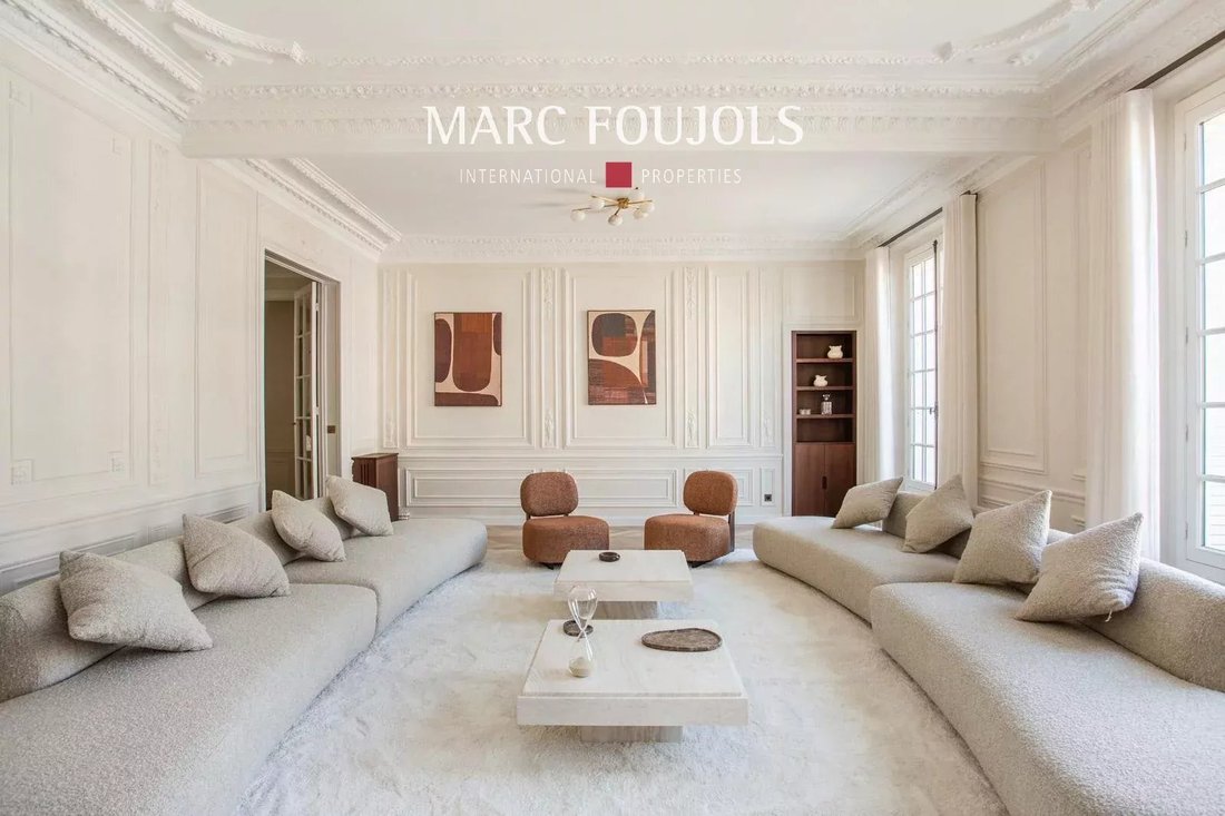 Apartment in Porte Dauphine, Paris 16e Arrondissement, Paris 5 - 18272073