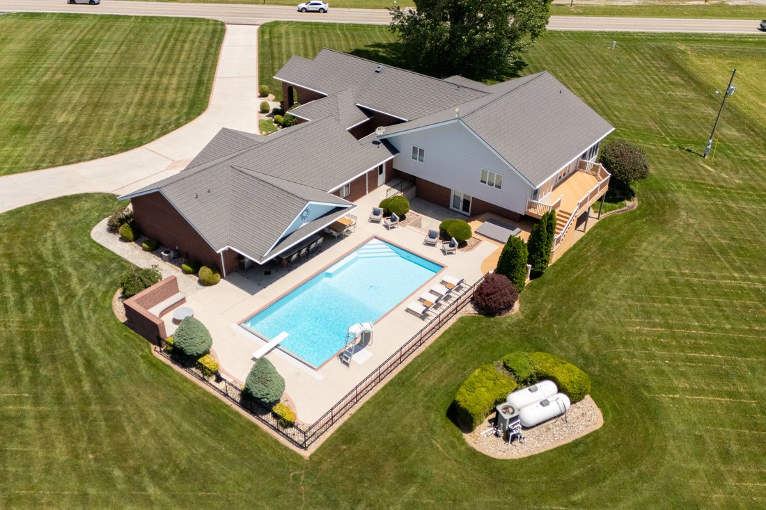 House in Murphysboro, Illinois, United States 4 - 18111699