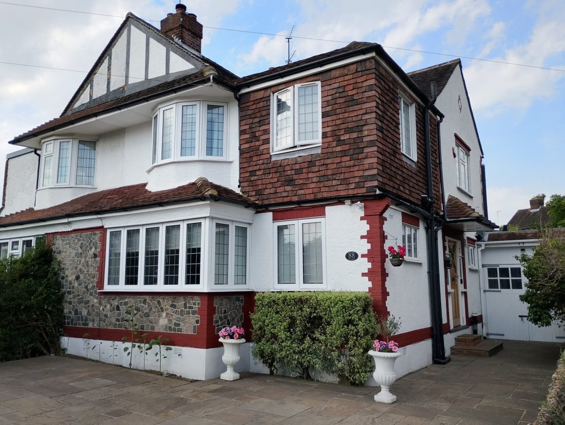 House in Barnet, England 1 - 16982608