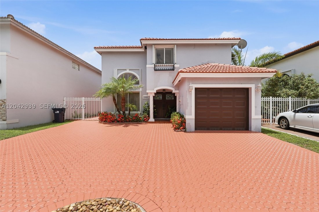 House in Miami, Florida, United States 1 - 18270382