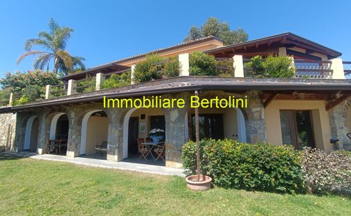 Villa in San Lorenzo - Solaro, Sanremo, Italy 1