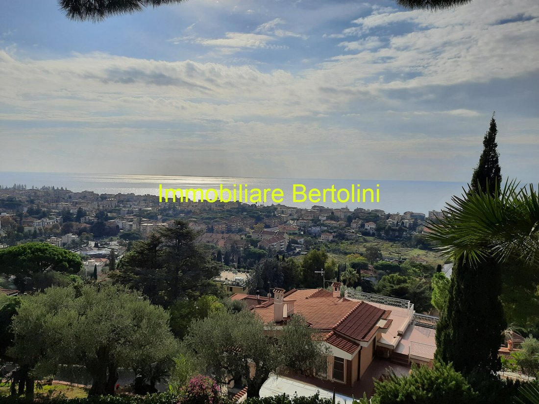Villa in Bordighera, Liguria, Italy 1 - 17417928