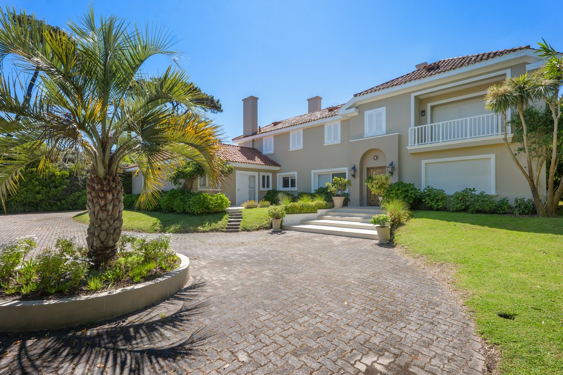 House in Punta del Este, Maldonado Department, Uruguay 2 - 18275533