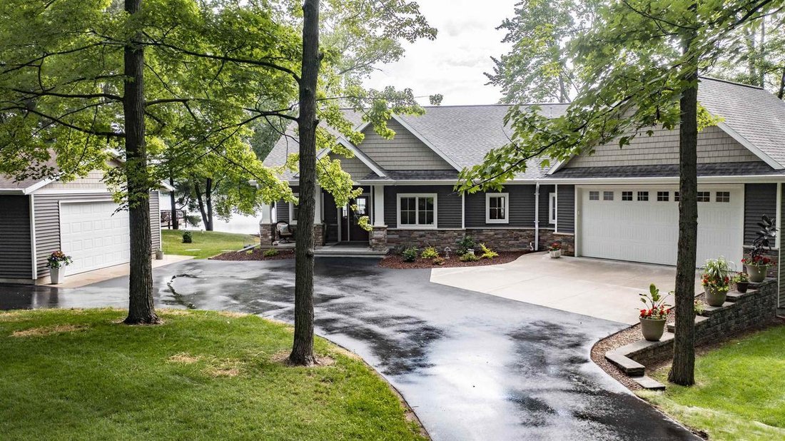 House in Wild Rose, Wisconsin, United States 1 - 18273762