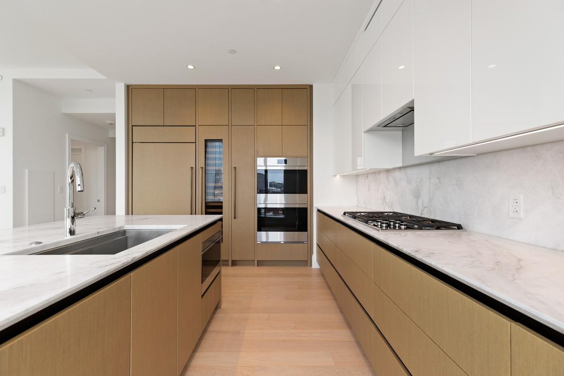 Condo in Boston, Massachusetts, United States 3 - 18276054