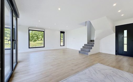 House in Chens-sur-Léman, Auvergne-Rhône-Alpes, France 1