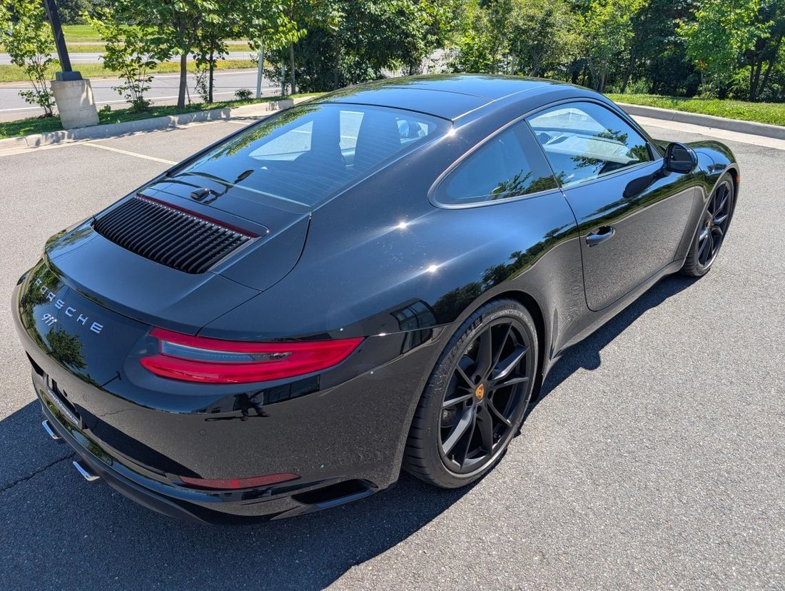 Coupe in Ashburn, VA, United States 5 - 18275870