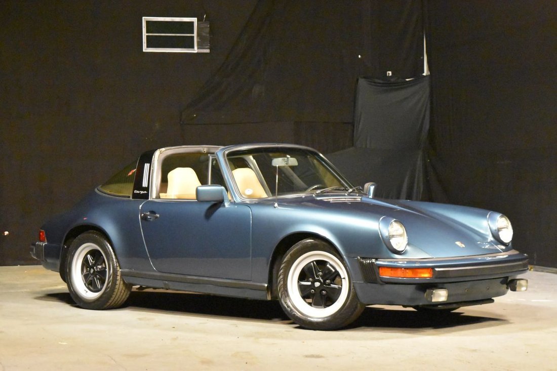 Cabriolet in Fort Lauderdale, FL, United States 4 - 18275913