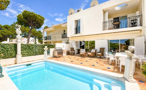 Villa in Quarteira, Algarve, Portugal 1