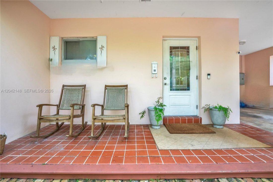 House in Miami, Florida, United States 5 - 18276265