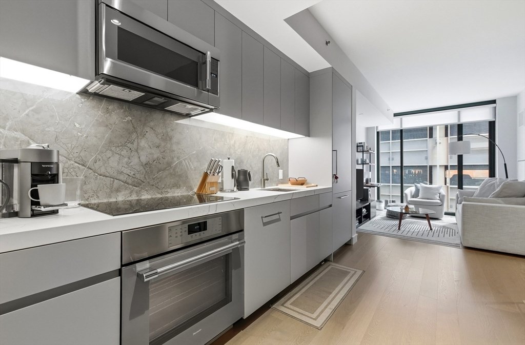 Condo in Boston, Massachusetts, United States 4 - 18271761