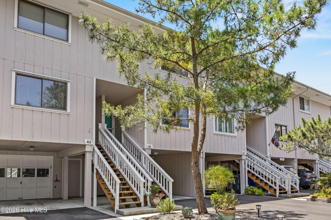 Townhouse in Carolina Beach, North Carolina, United States 2 - 18270470