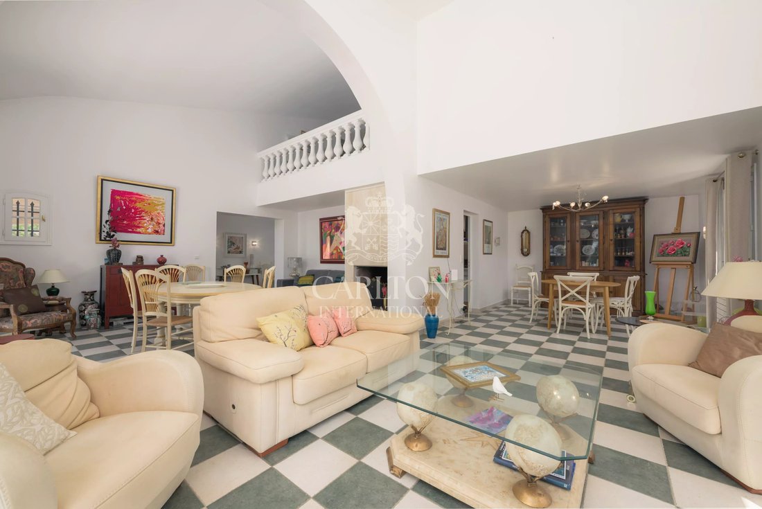 Villa in Cabris, Provence-Alpes-Côte d'Azur, France 4 - 17897414