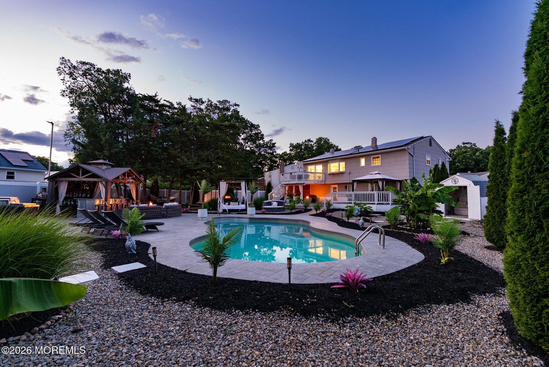 House in Toms River, New Jersey, United States 1 - 18273092
